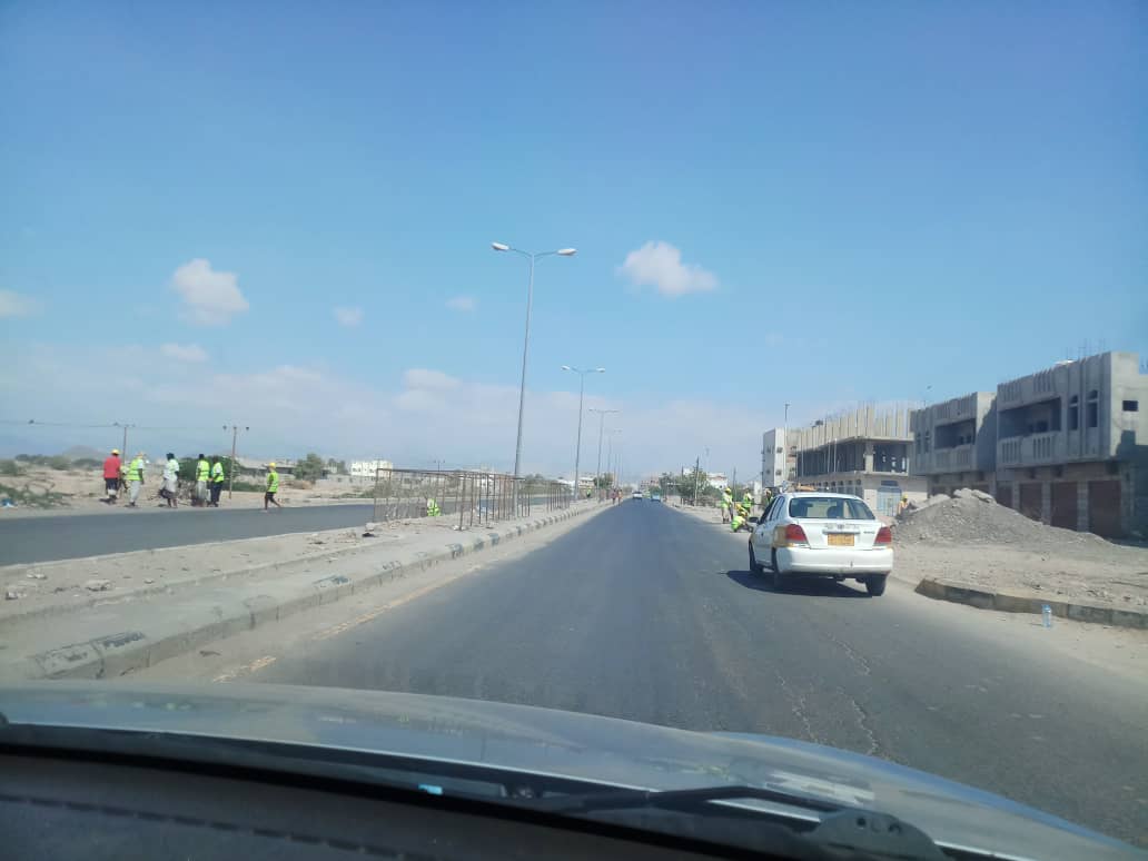 Road Repair Brings Life Back To Yemeni Cities