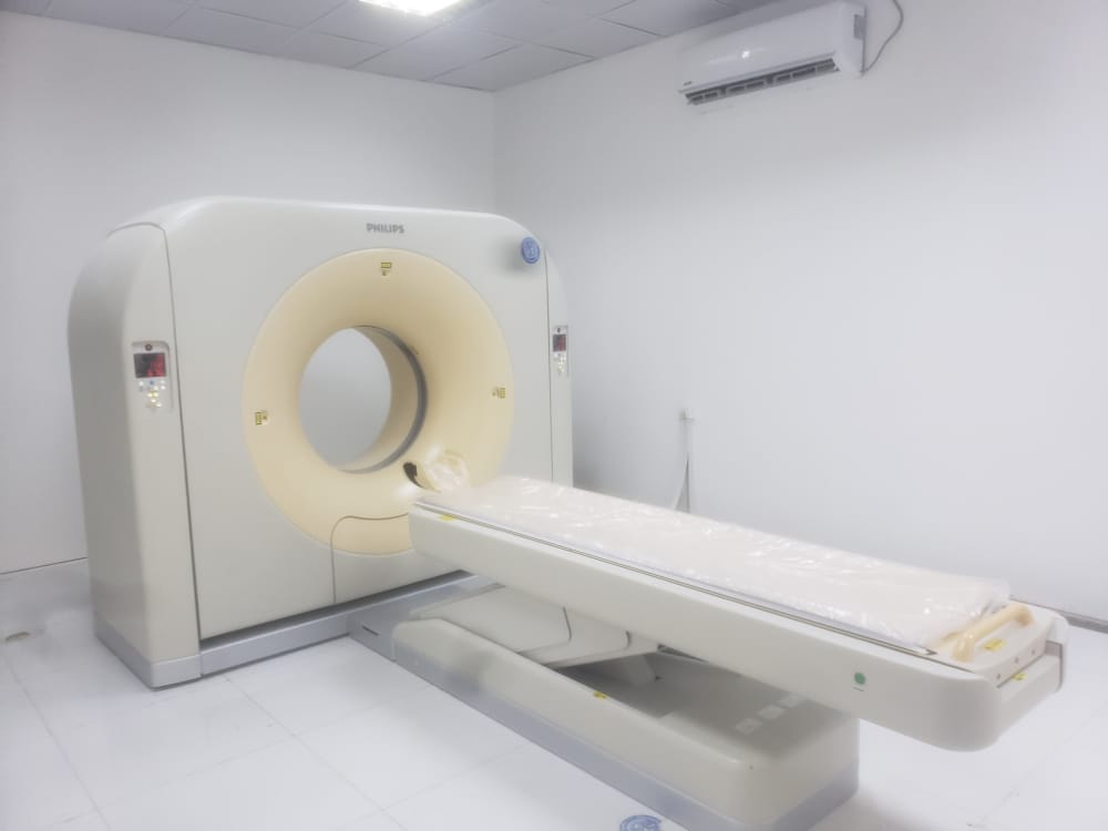 Computerized Tomography Scan device (CT) provided by the KSRelief in cooperation with WHO in Mahwit