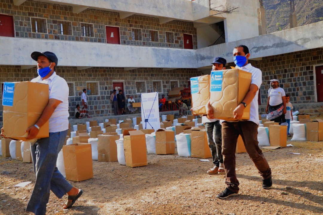 Deniz Feneri Association Supports the Distribution of Food Baskets to 750 Displaced Families in Marib