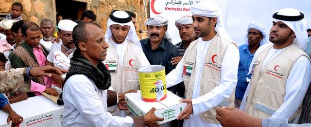 الهلال الأحمر الإماراتي يوزع مساعدات إنسانية على أهالي حديبو
