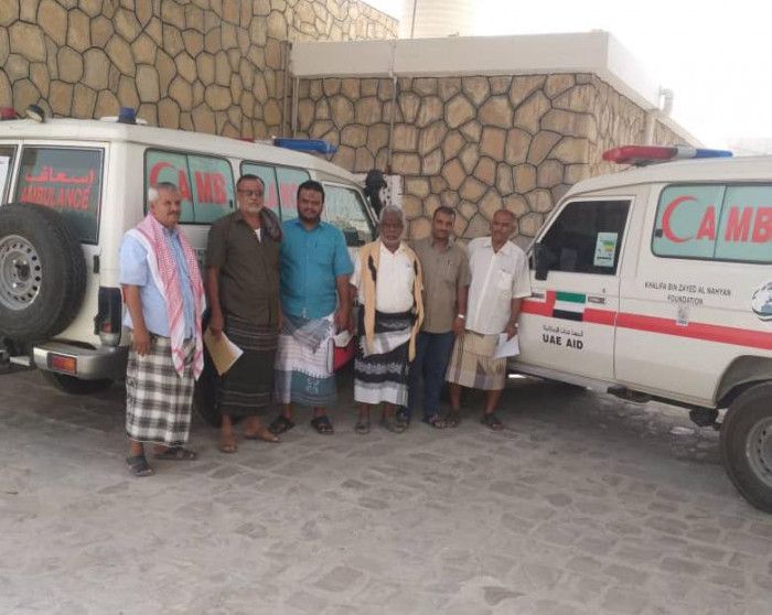 Khalifa Bin Zayed Al Nahyan Foundation Funds Delivery of two Ambulances to Azzan Hospital in Shabwa