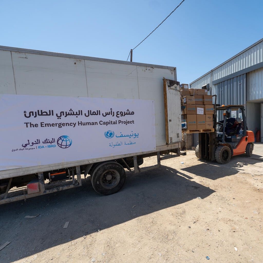 UNICEF distributes essential medicines to all Yemeni governorates