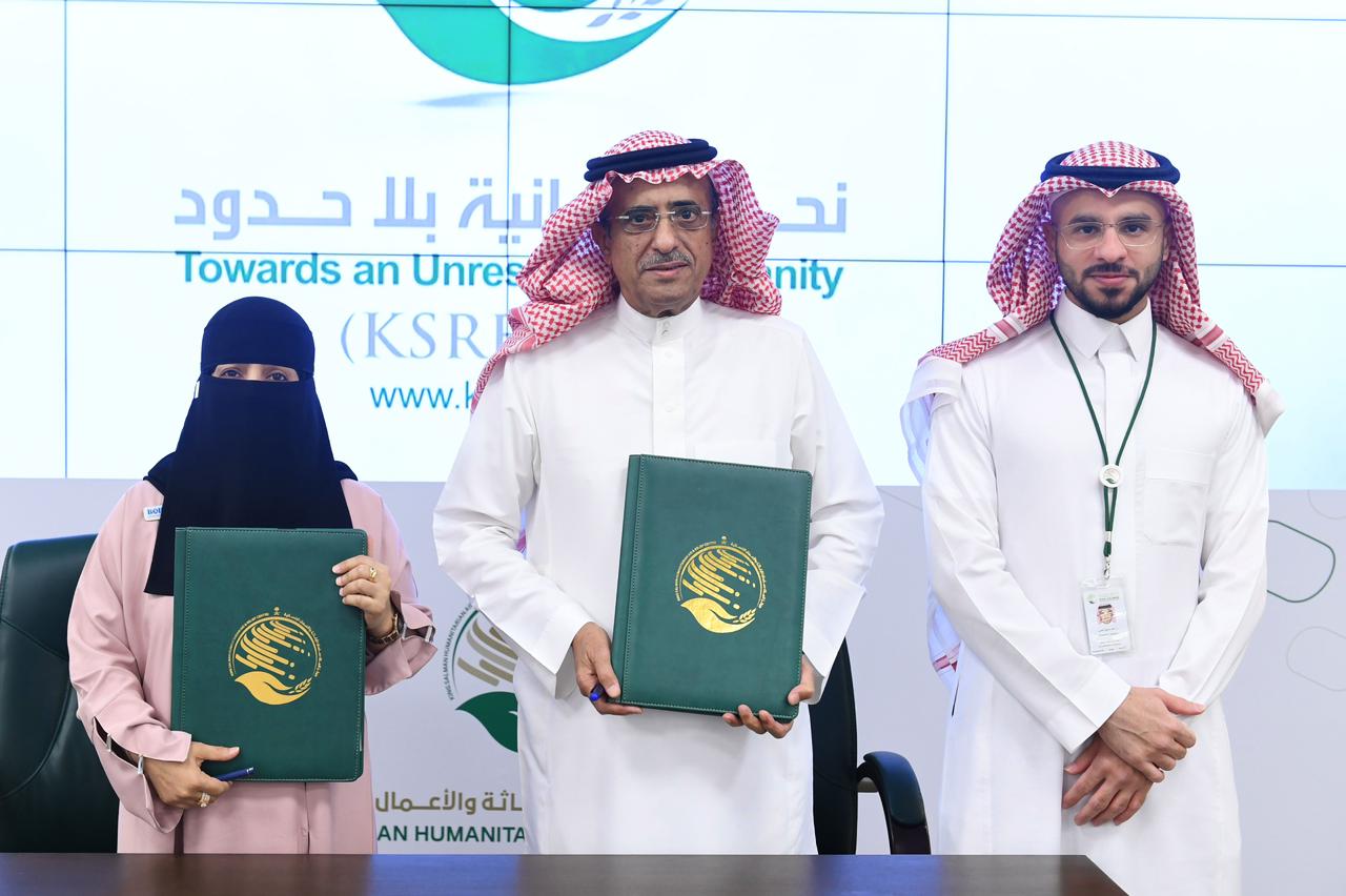 KSRelief Signs Agreement to Restore and Rehabilitate Homes in Al-Mahra Governorate