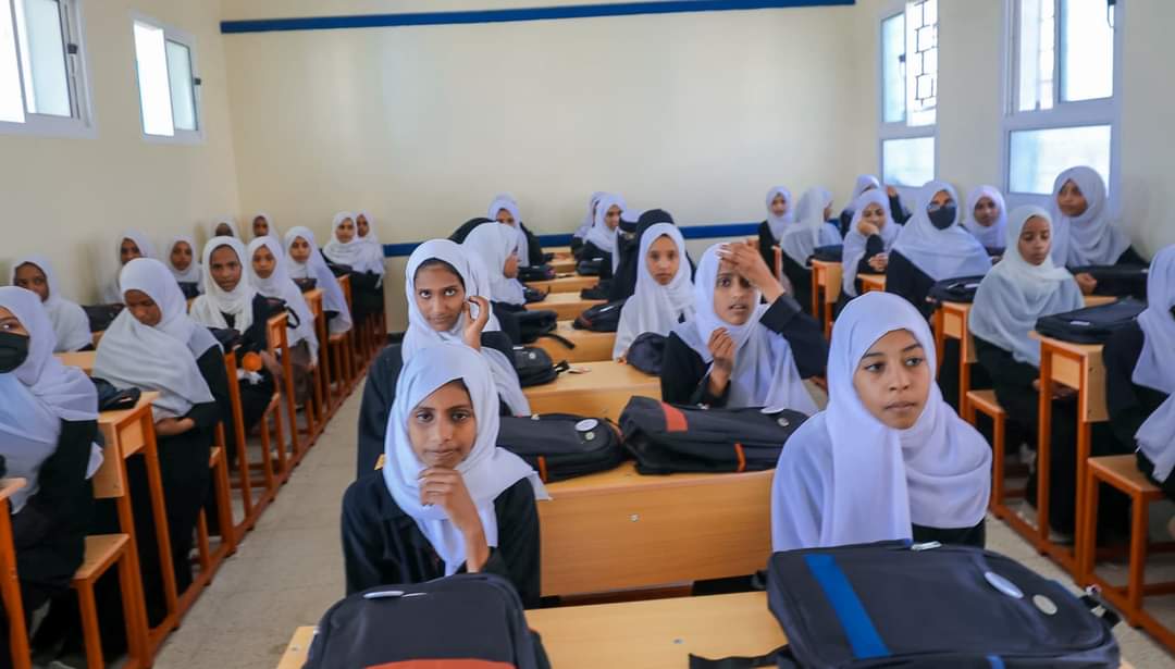 مركز الملك سلمان والإيسيسكو يواصلان دعم العملية التعليمية في اليمن