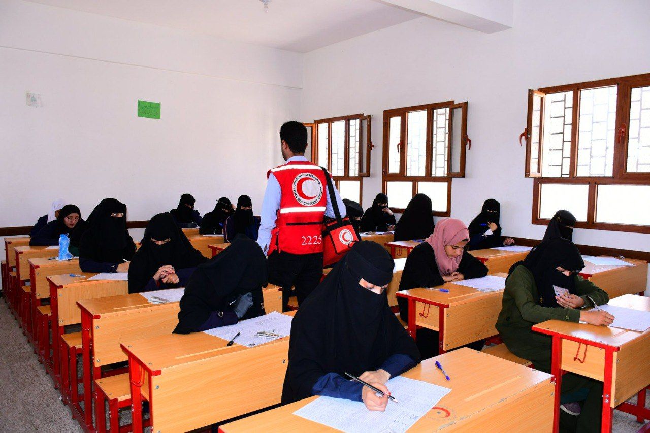 تقديم خدمات الإسعافات الأولية لـ 234 مدرسة في 13 محافظة يمنية