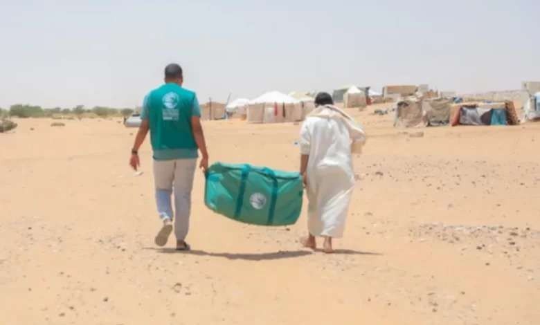 مركز الملك سلمان للإغاثة يوزع مساعدات إيوائية طارئة لمتضرري السيول في محافظة حضرموت