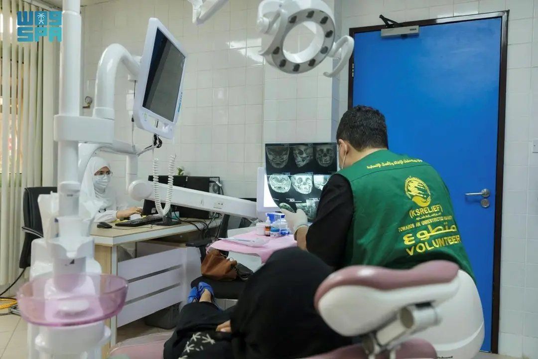 مركز الملك سلمان للإغاثة ينفذ ثلاثة مشاريع طبية تطوعية في محافظة عدن