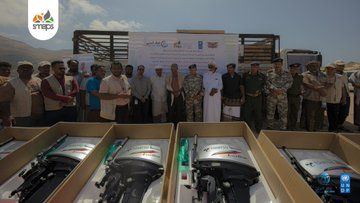 Distribution of 140 Boat Motors in Huswain District, Al-Mahra Governorate