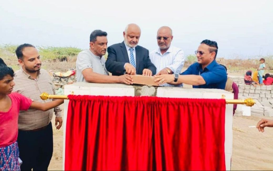 Hodeidah Governor Lays Foundation Stone for Al-Nahda School Project in Al-Khokha