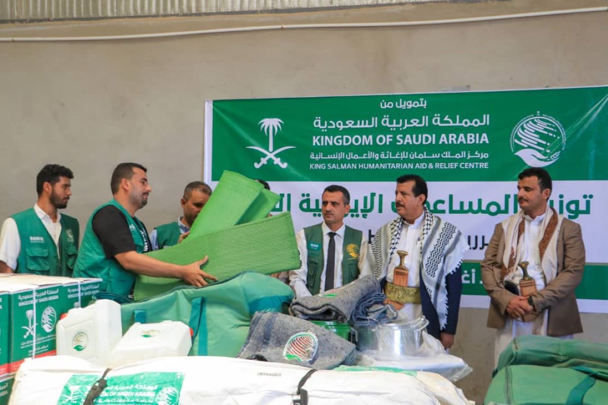 KSrelief Distributes Urgent Relief Aid to Flood Victims in Marib