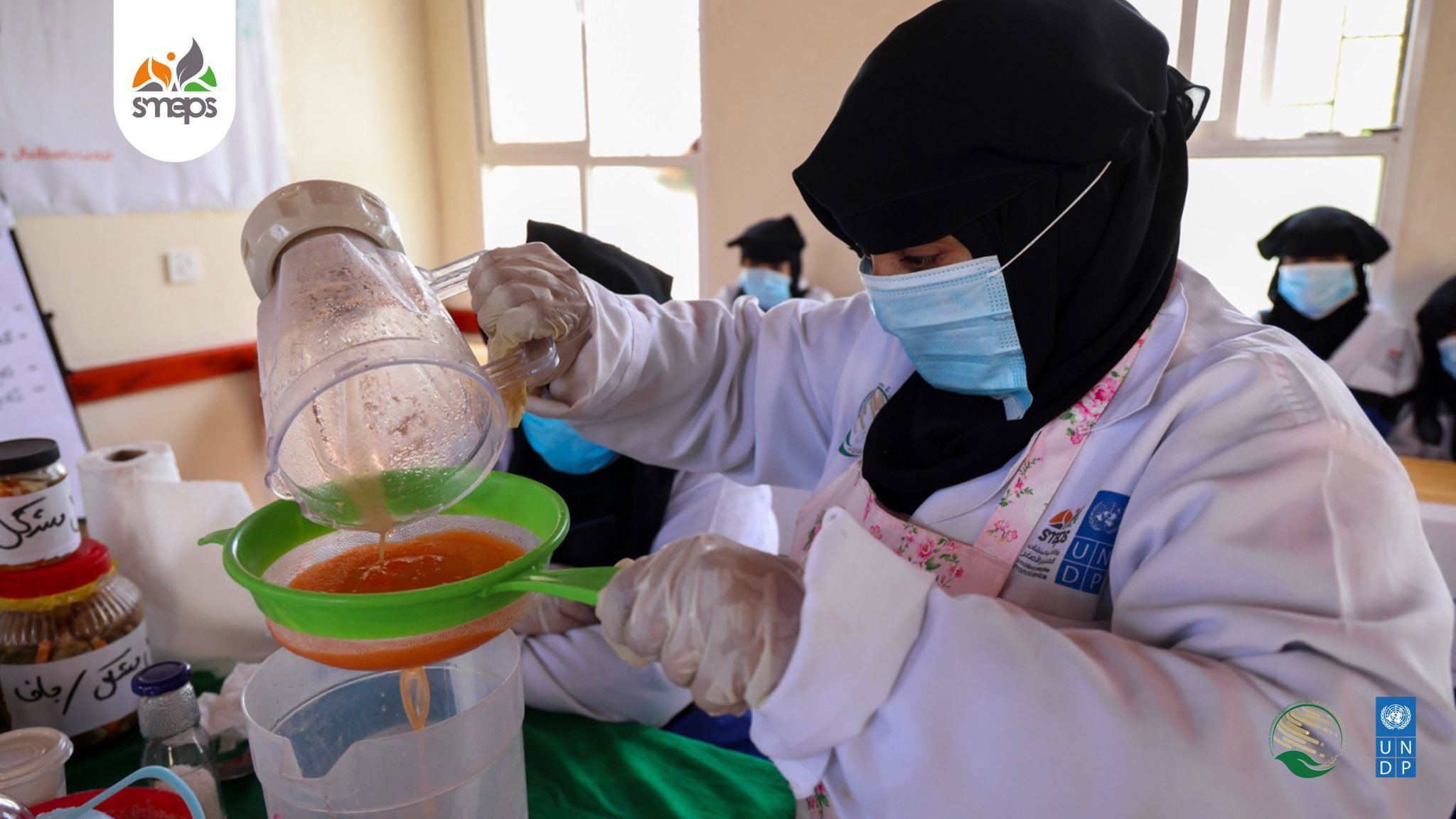 SMEPS empowers 30 women in Taiz through culinary arts training