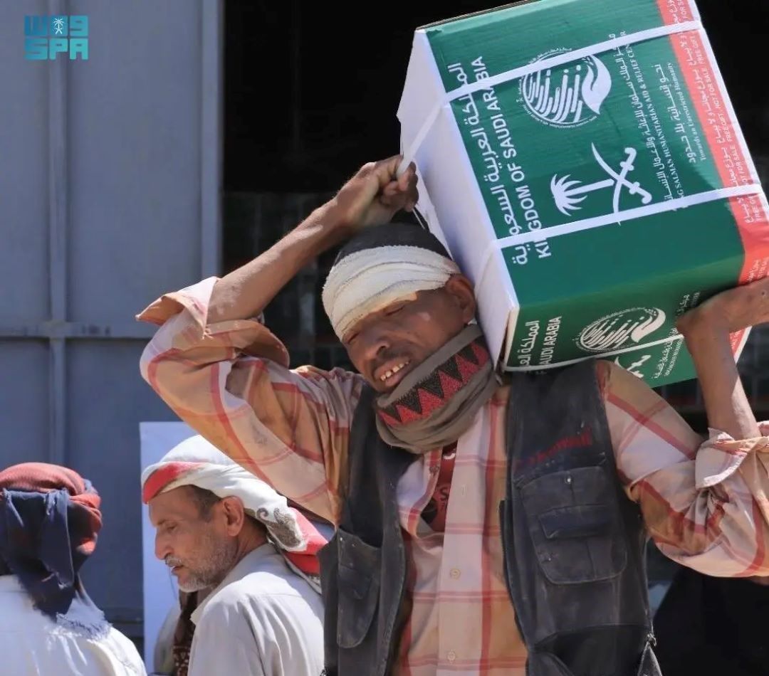 King Salman Relief Center Distributes 364 Food Baskets in Marib Governorate