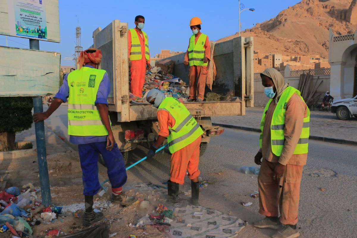 برنامج الأمم المتحدة الإنمائي ومركز الملك سلمان للإغاثة والأعمال الإنسانية يمكّنان لجنة تريم للسلام لتعزيز حياة المجتمع